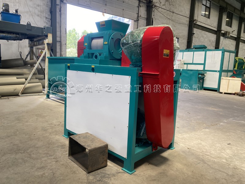 3T對輥擠壓造粒機(jī).jpg